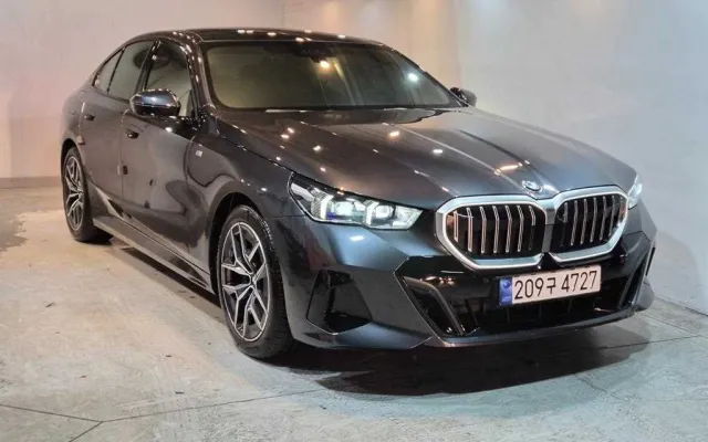 리얼뉴콜로라도 중고차 5시리즈 (G60) 520i 매물 사진 18 - 2025/04 8,108km